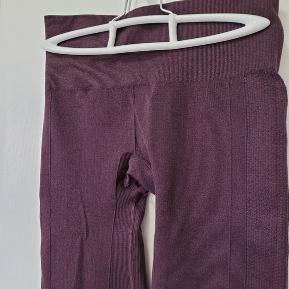 Lululemon Ebb To Street compression pant size 4 Heathered Bordeaux Drama - Picture 9 of 12